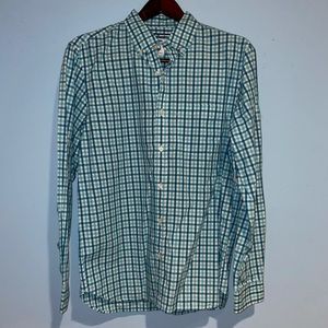 Old Navy plaid button down shirt